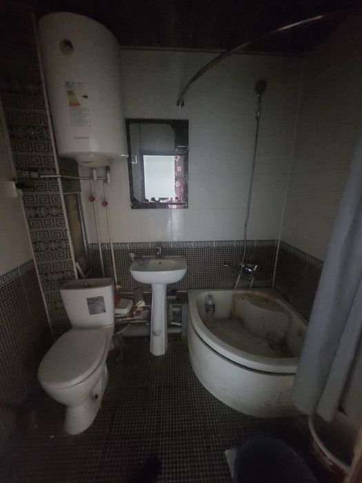 Зудлик билан сотилади 3-хона 4-этаж 4-этажли домда, Согдиана Париж