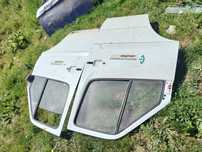 Vând uși de Mercedes sprinter 412