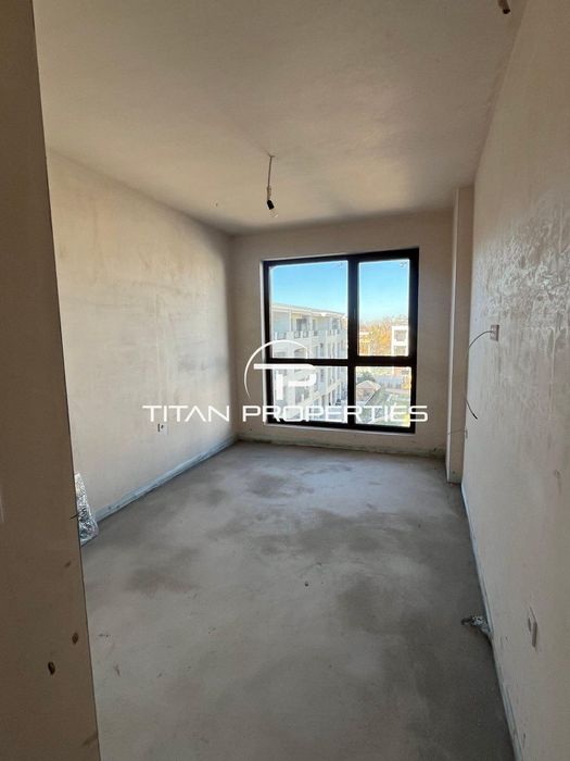 Продава се Четиристаен апартамент в Пловдив, Христо Смирненски - 219 кв.м за 1521 €/кв.м - Снимка #5