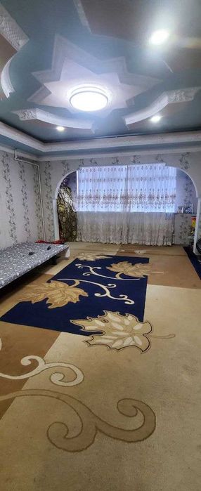 Продам 3х комнатную квартиру  Чиланзар 12 , Фархадский
