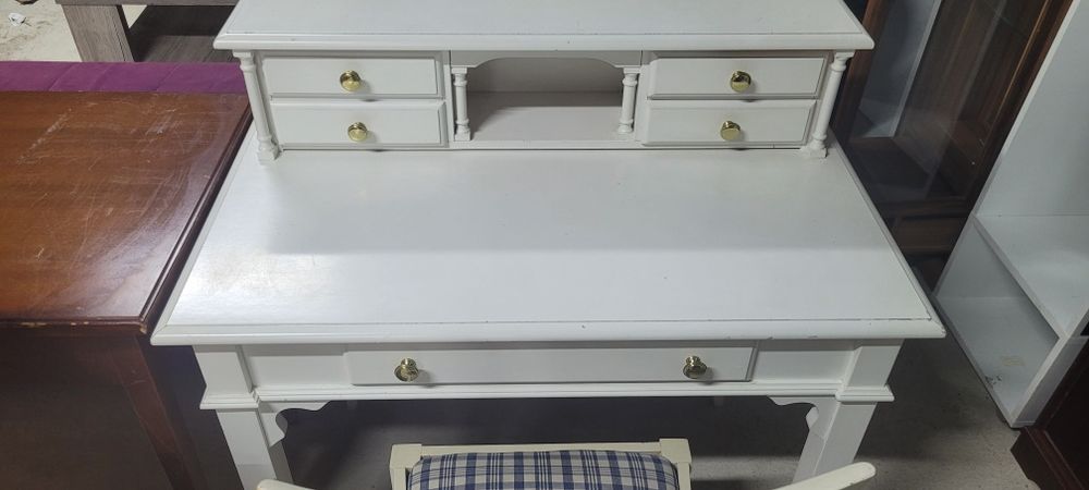 Măsuță de machiaj