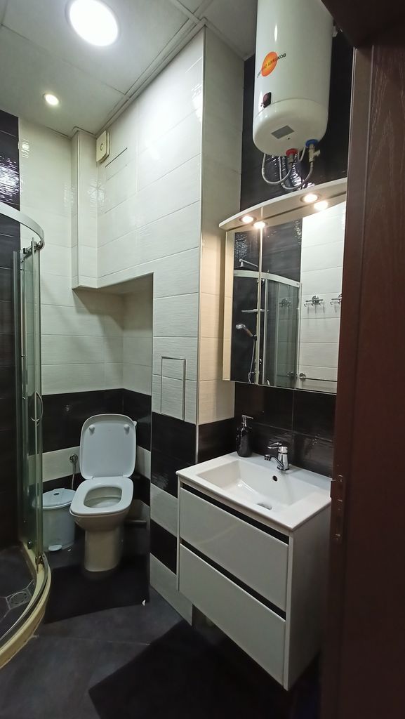 Продава се Четиристаен апартамент в София, Оборище - 100 кв.м за 4200 €/кв.м - Снимка #3