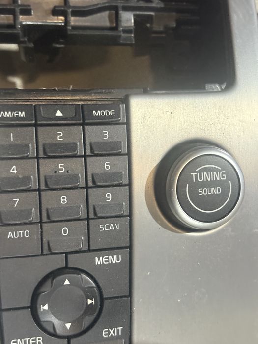 Volvo V50 face 2010 година Панел управление климатик радио и др