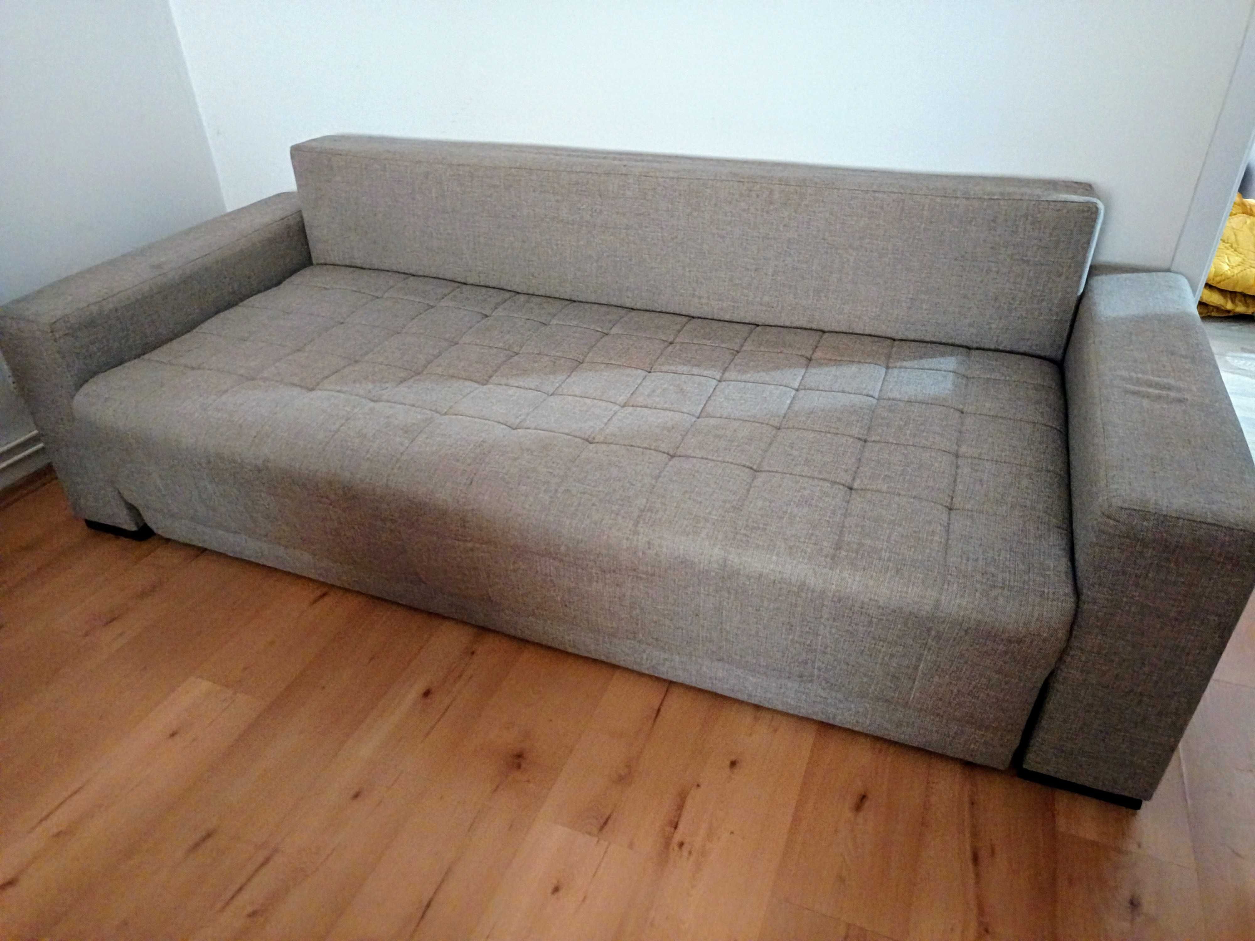 Canapea extensibila
