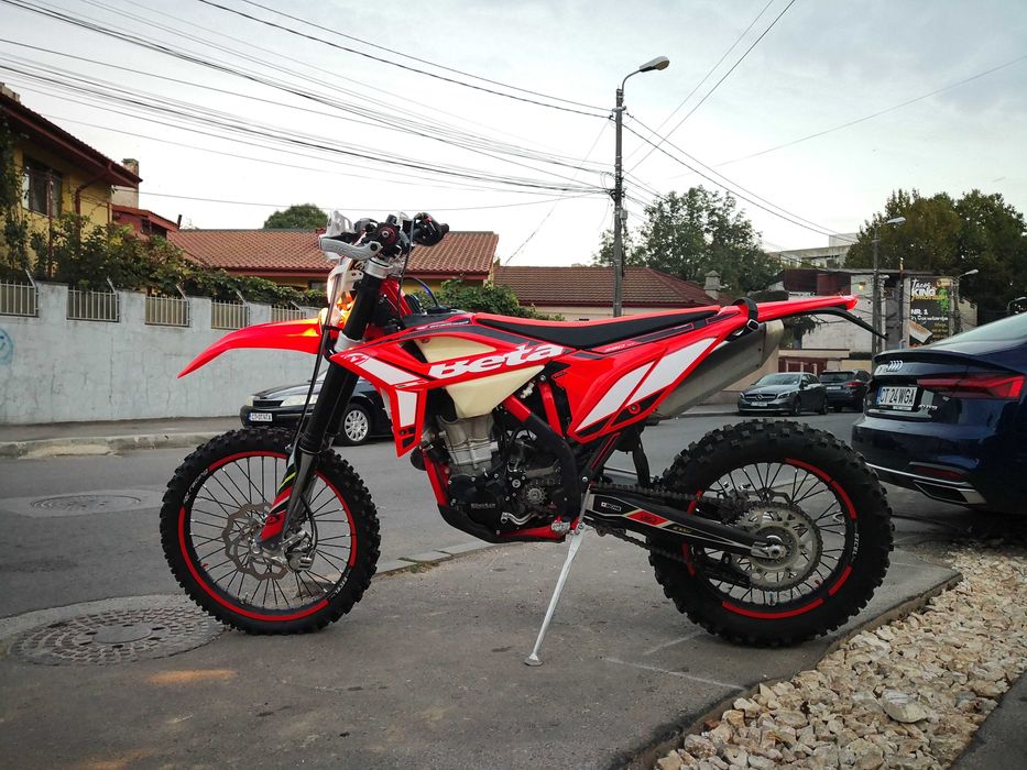 De vanzare BETA Racing Enduro 4T (nu KTM, Yamaha, Husqvarna)