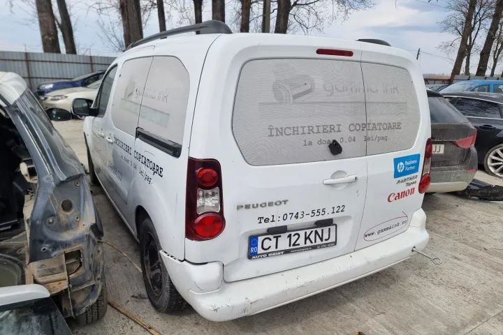 motor fara anexe complet cadru punte fata spate  Peugeot Partner 2 facelift  motor 1.6hdi 92cp 9HP dezmembrez