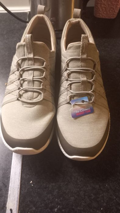 Нови маратонки Skechers