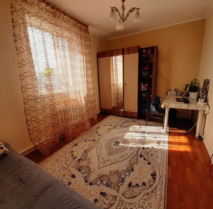 Продаётся двухэтажный дом