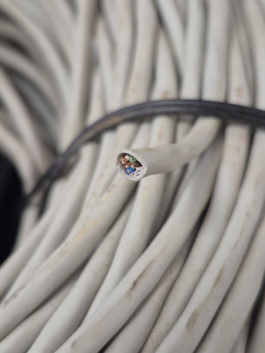 Продаётся кабель Nexans category 5 4pr