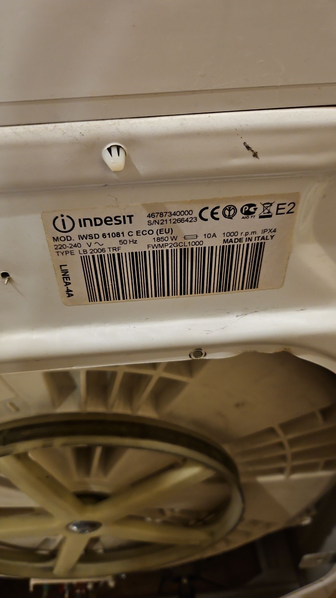 Пералня Indesit Eco 6 кг за ремонт