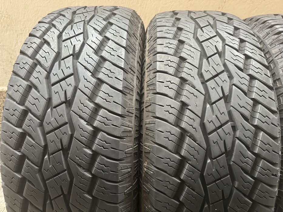 Гуми за джип 265 65 17 Toyo