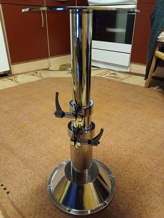 Телескопична стойка за яхти и каравани