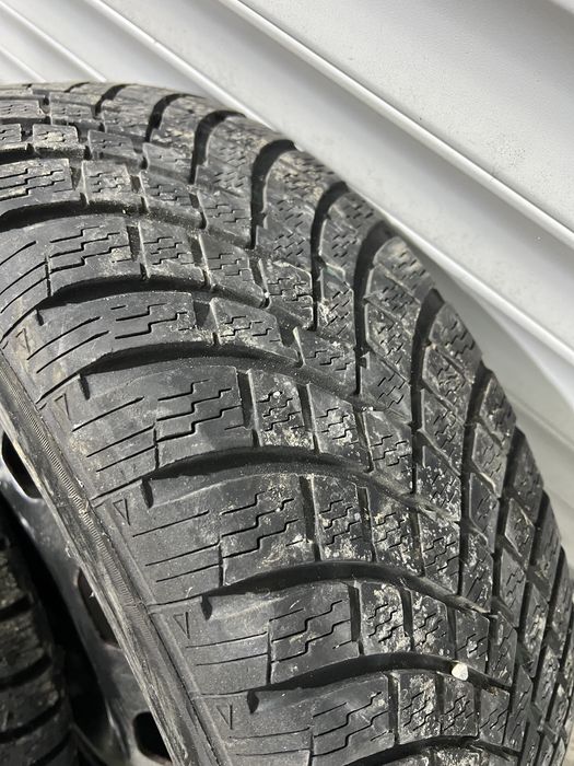 Джанти с гуми 5x100 15 6j ет38  195 65 15 зимни continental