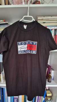 Vand tricouri Tommy Hilfiger