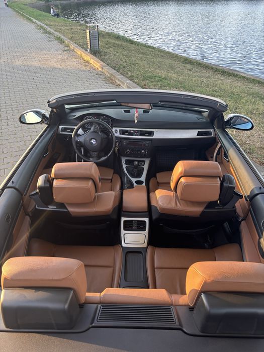 BMW 320d E93 cabrio 2008 187k km