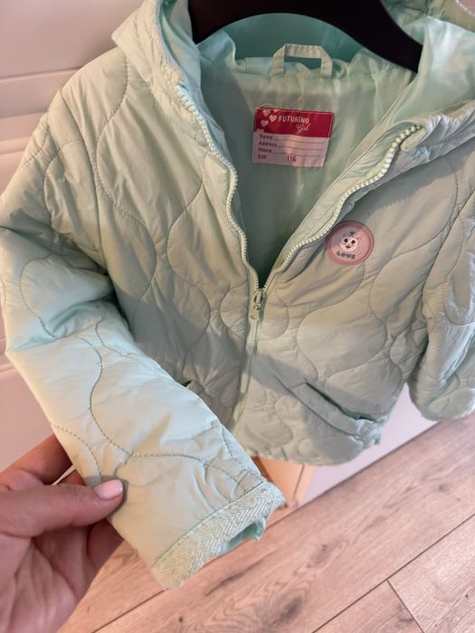 Куртка демисезонная детская на 6-7 лет