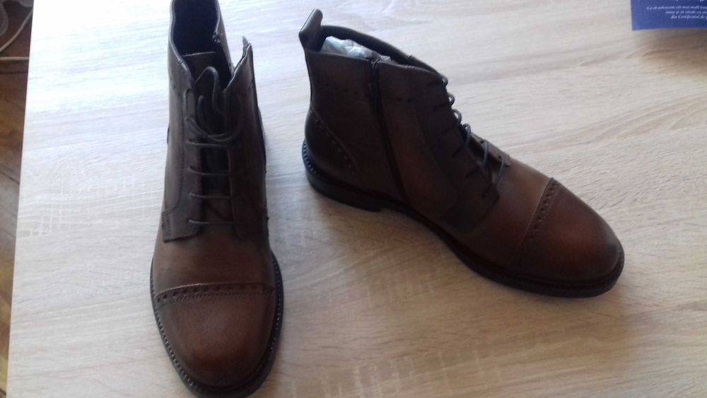 Ghete iarna barbati piele 42 nou in cutie impecabile