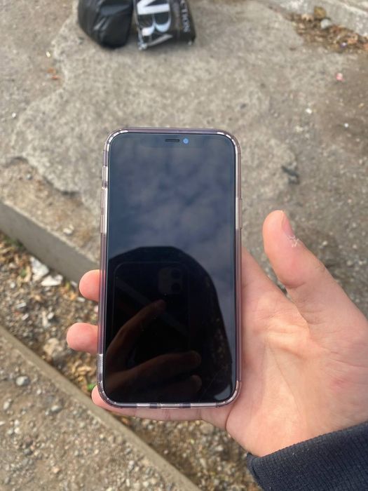 iPhone 11 pro idiyal