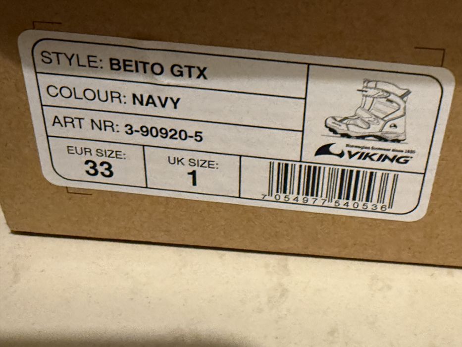 Детски ботуши VIKING Gore-tex 33