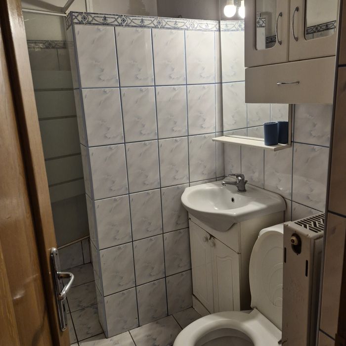 Vând sau închiriez apartament 2 camere
