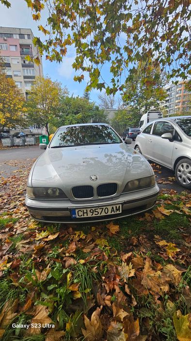 Bmw 520i повреден