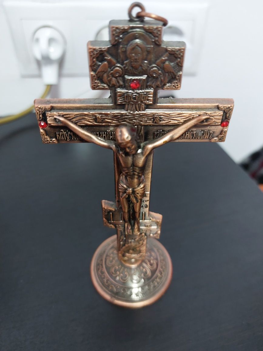 Crucifix ortodox,alama