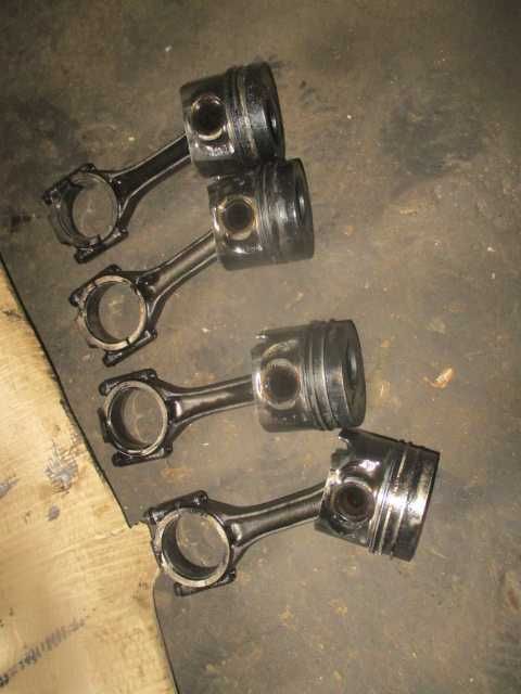 Piston biela VW SHARAN ALHAMBRA motor 1,9 diesel TDI AUY 116cp