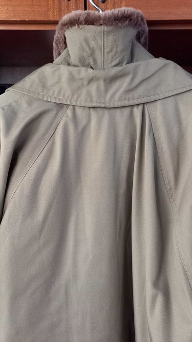 Haina barbati /Scurta impermeabila, mesada blana detasabila, Marime 56