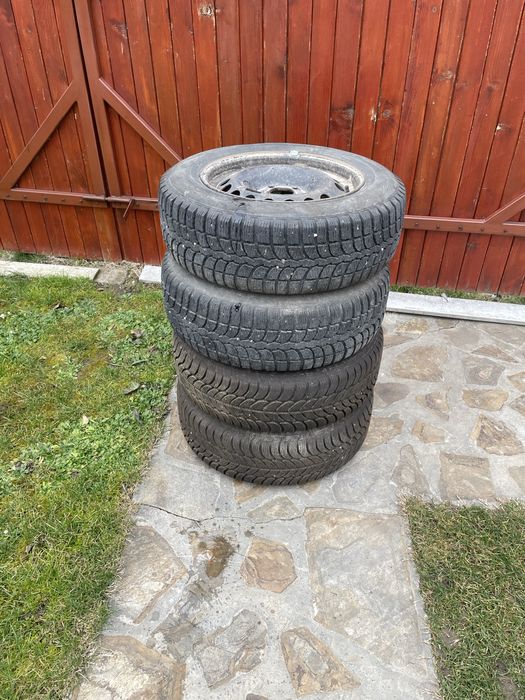 Vand 4 roti 195/65/15