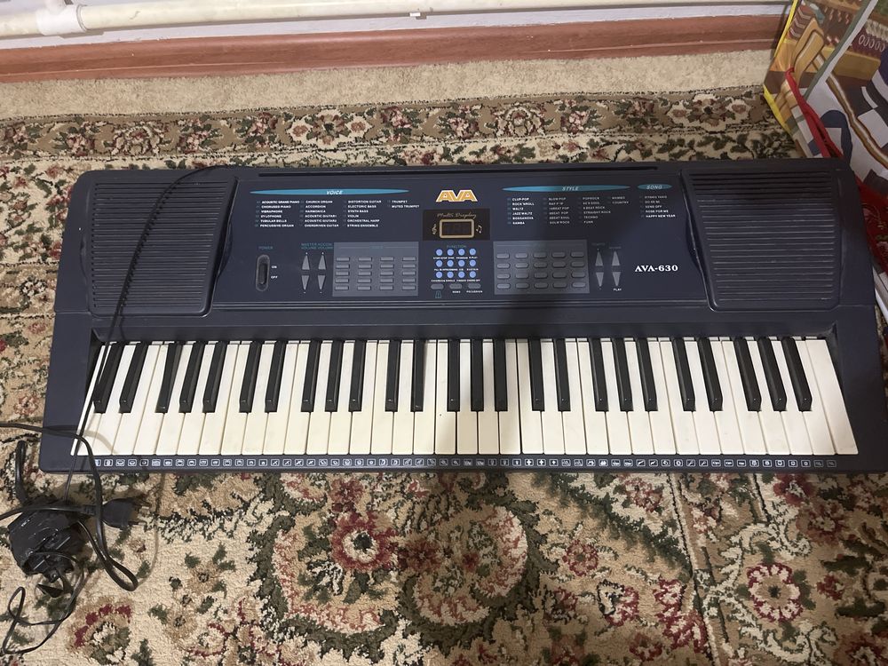 Синтезатор Ava-630