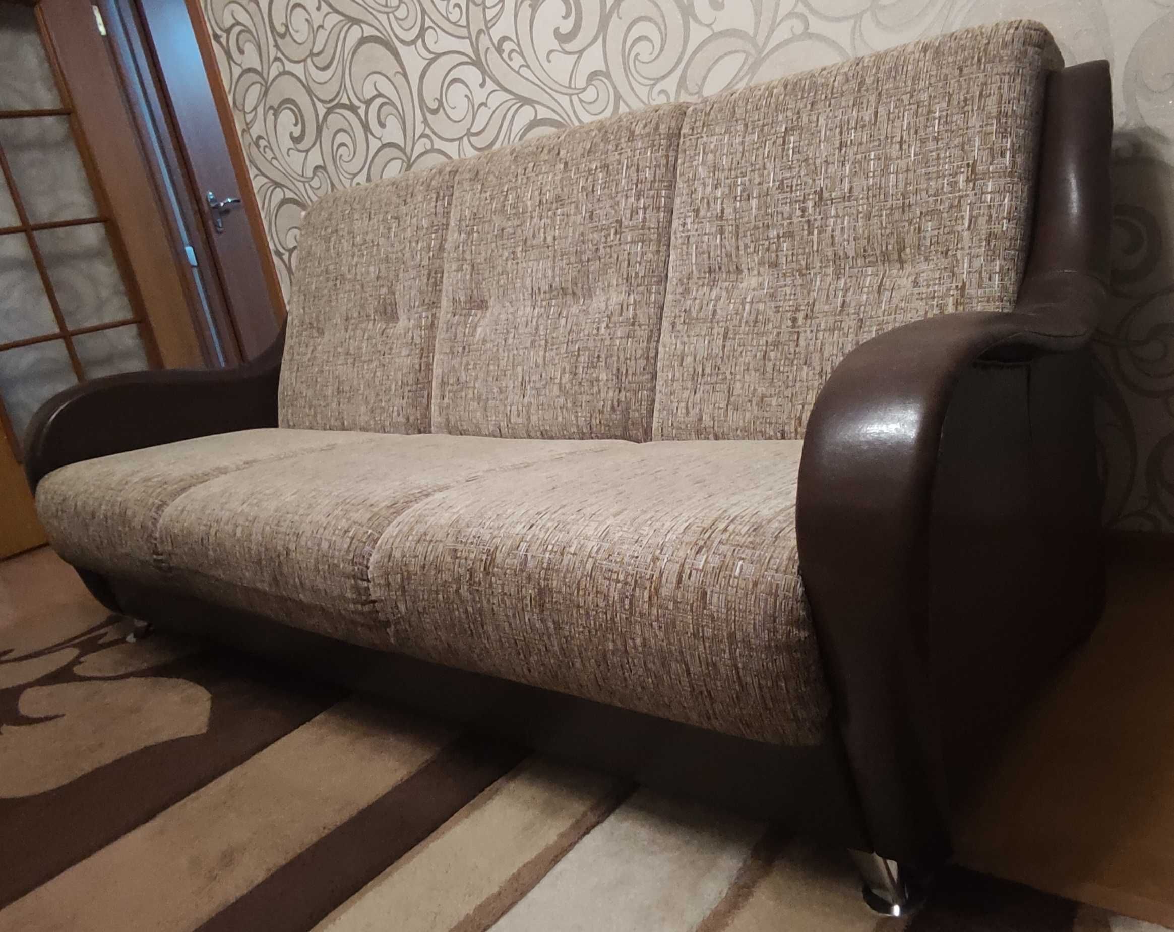 Продам диван белорусский