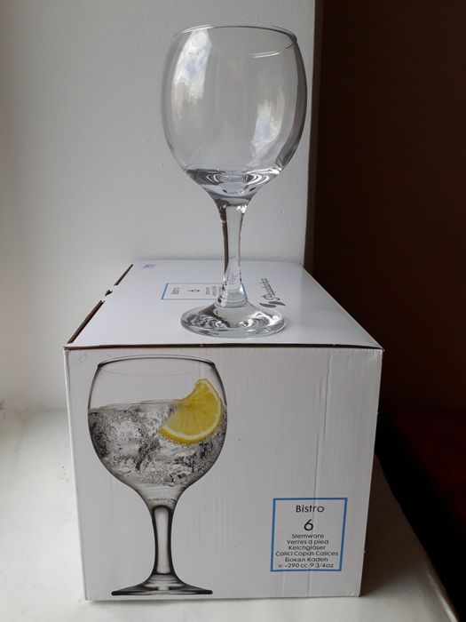 Новые бокалы, стаканы, стопки