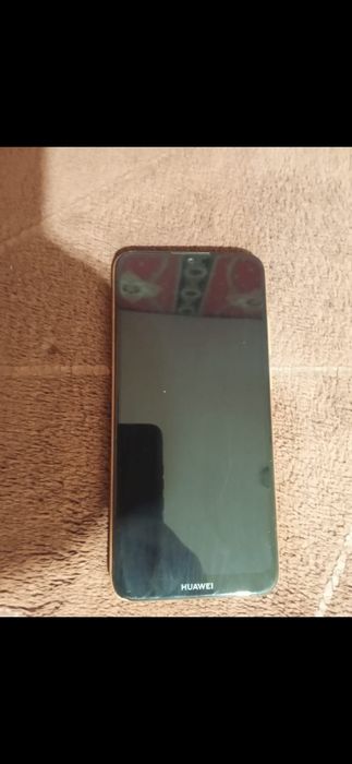 HUAWEI Y6 2019 ГОДА 32гб памяти
