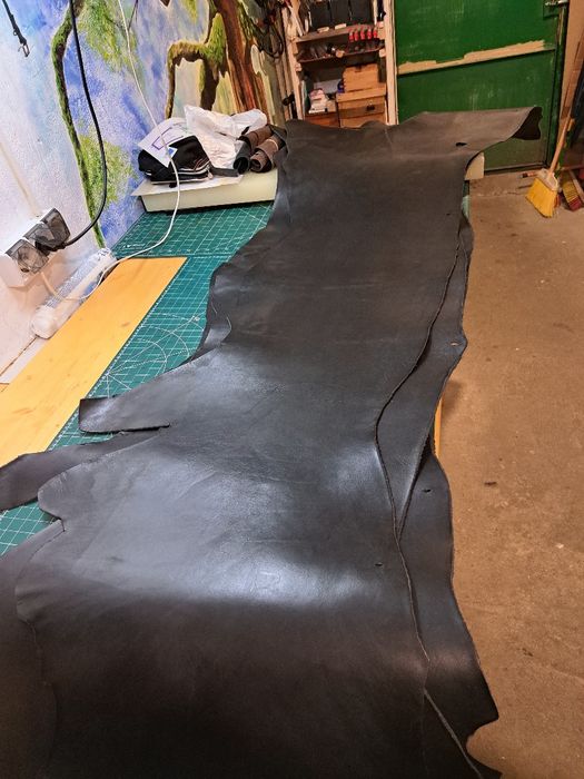 Piele tabacita neagra, rigida, 2mm