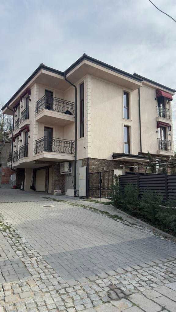 Луксозен апартамент под наем