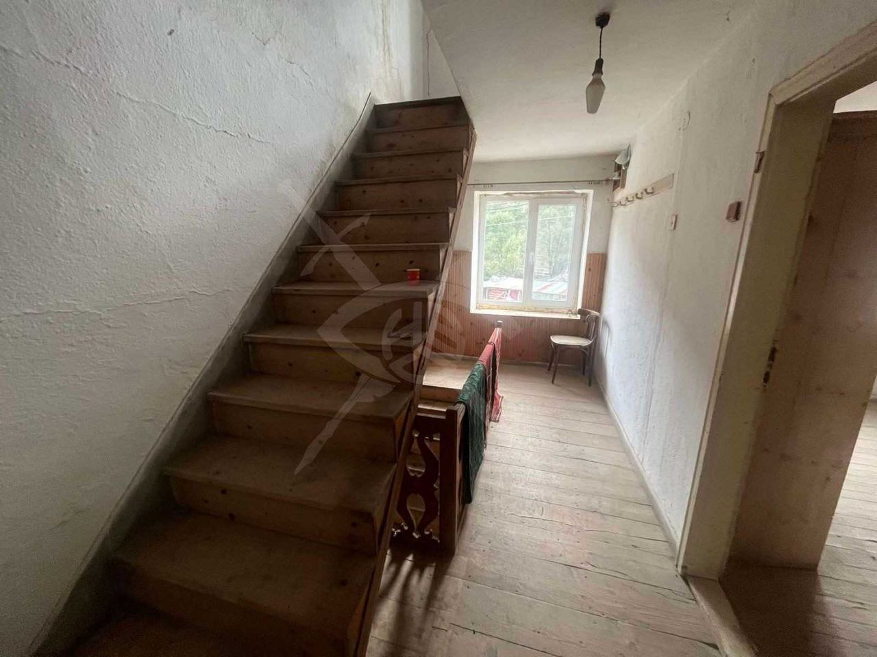 Продава се Къща в с. Забърдо, Област Смолян - 260 кв.м за 177 €/кв.м - Снимка #3