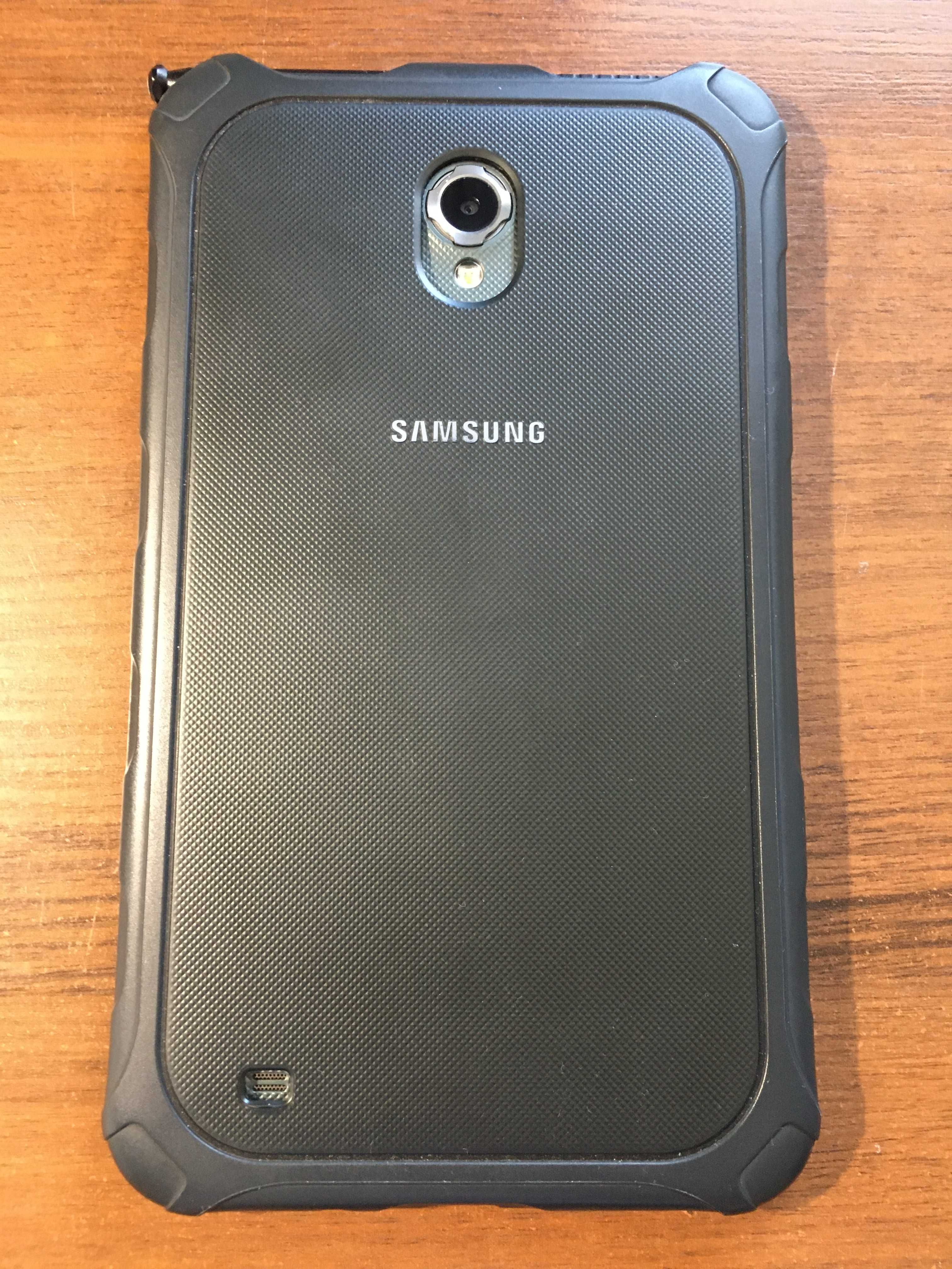 Планшет SAMSUNG SM-T365