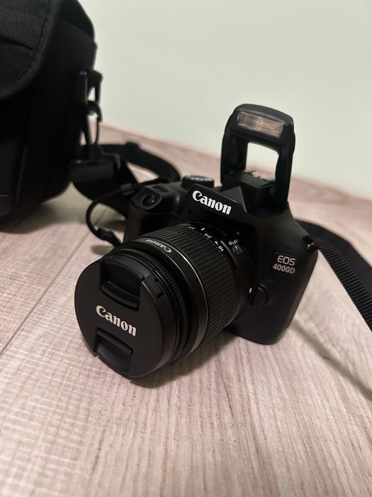 DSLR Canon EOS 4000D