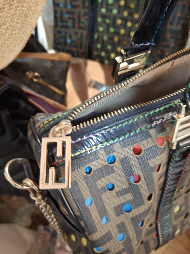 Чанта Fendi , многоцветна.
