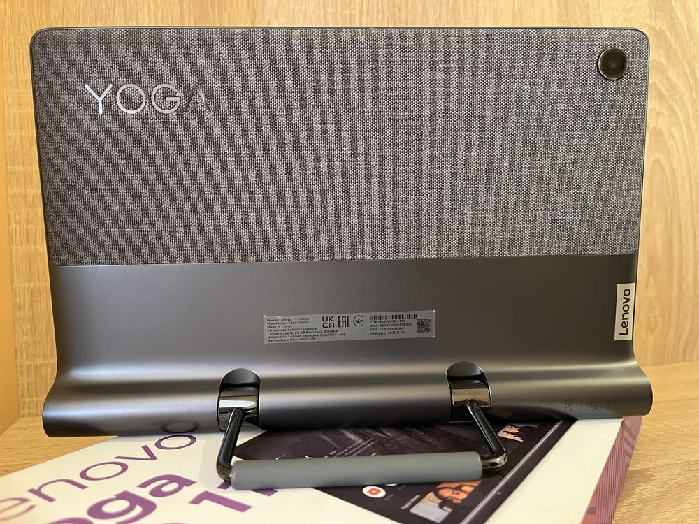 Lenovo  Yoga  Tab  11