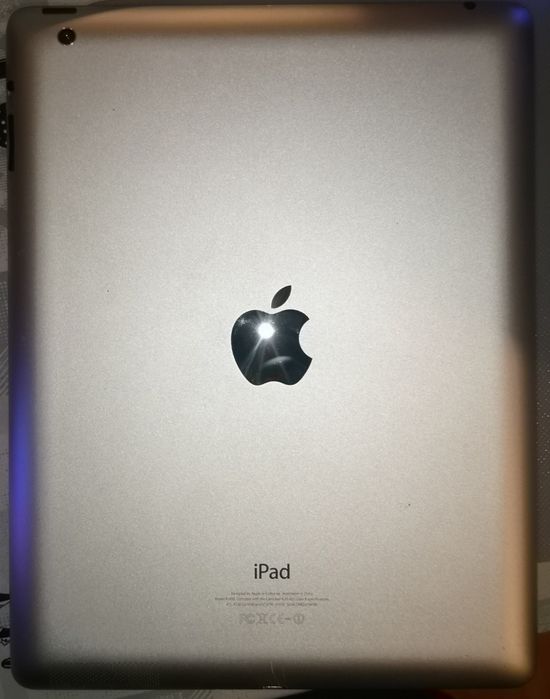 Apple iPad generatia a 4-a, Ecran Retina, 16GB, Wi-Fi, Alb