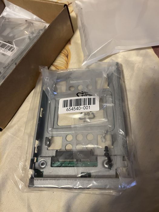 adaptor hdd ssd 3.5 to 2.5 MicroServer 654540-001 pentru G10 Gen8/gen9