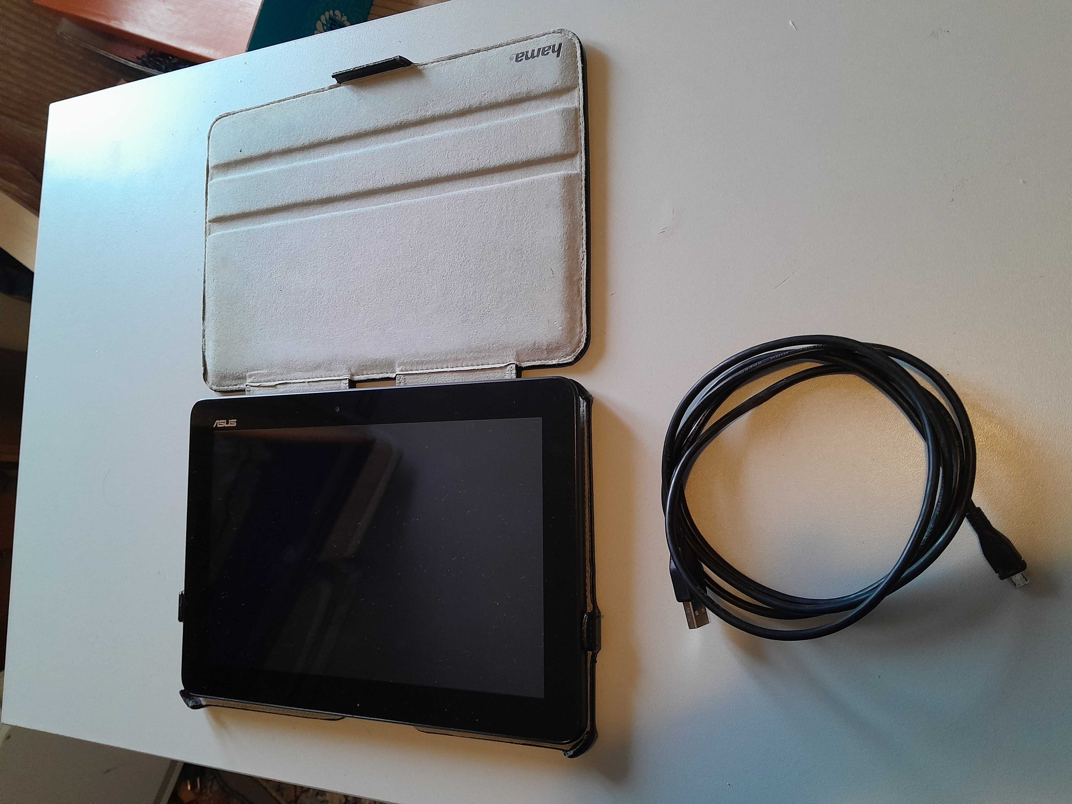 Vand tableta-laptop Asus Transformer Pad TF103CG in stare buna + husa