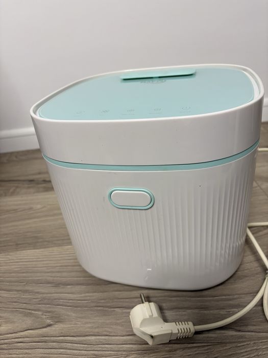 Sterilizator  UV cu uscare biberoane