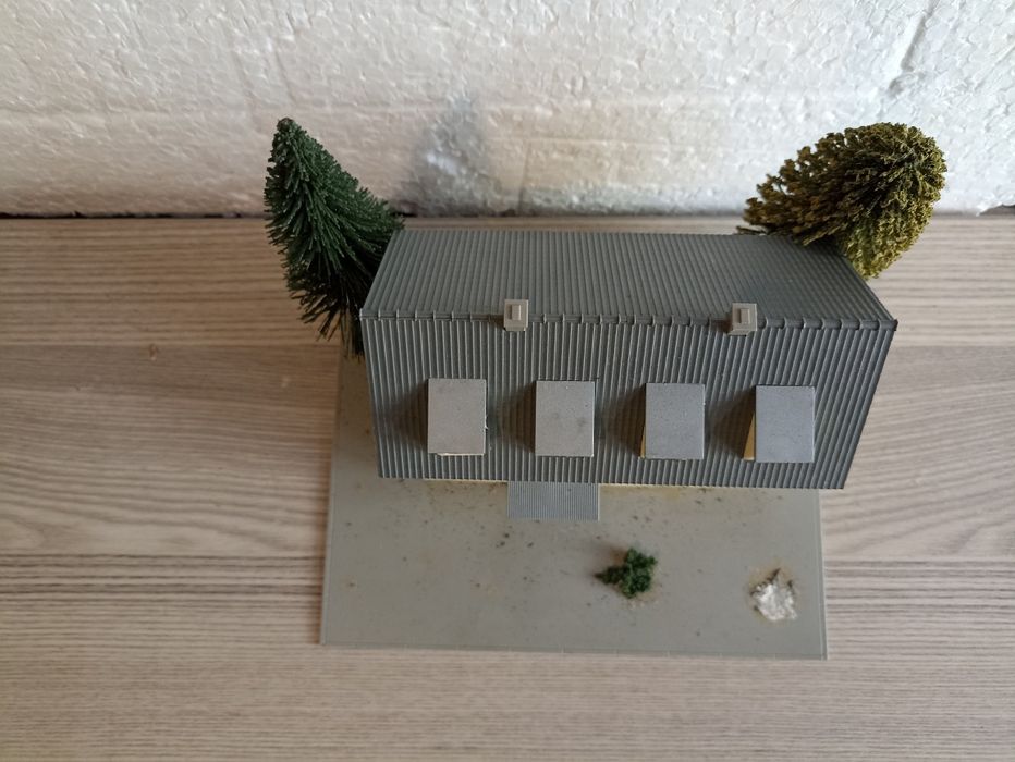 Diorama hotel piko scara 1:87 trenulet electric H0