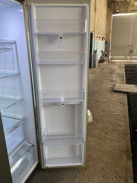 Хладилник Samsung Side by Side