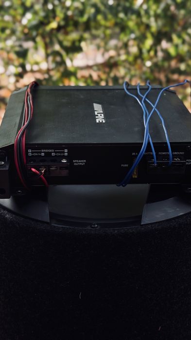 Se Vinde Subwoofer Alpine + Amplificator