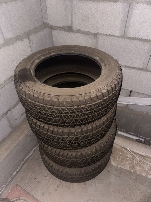 Зимный балон 215/55/16