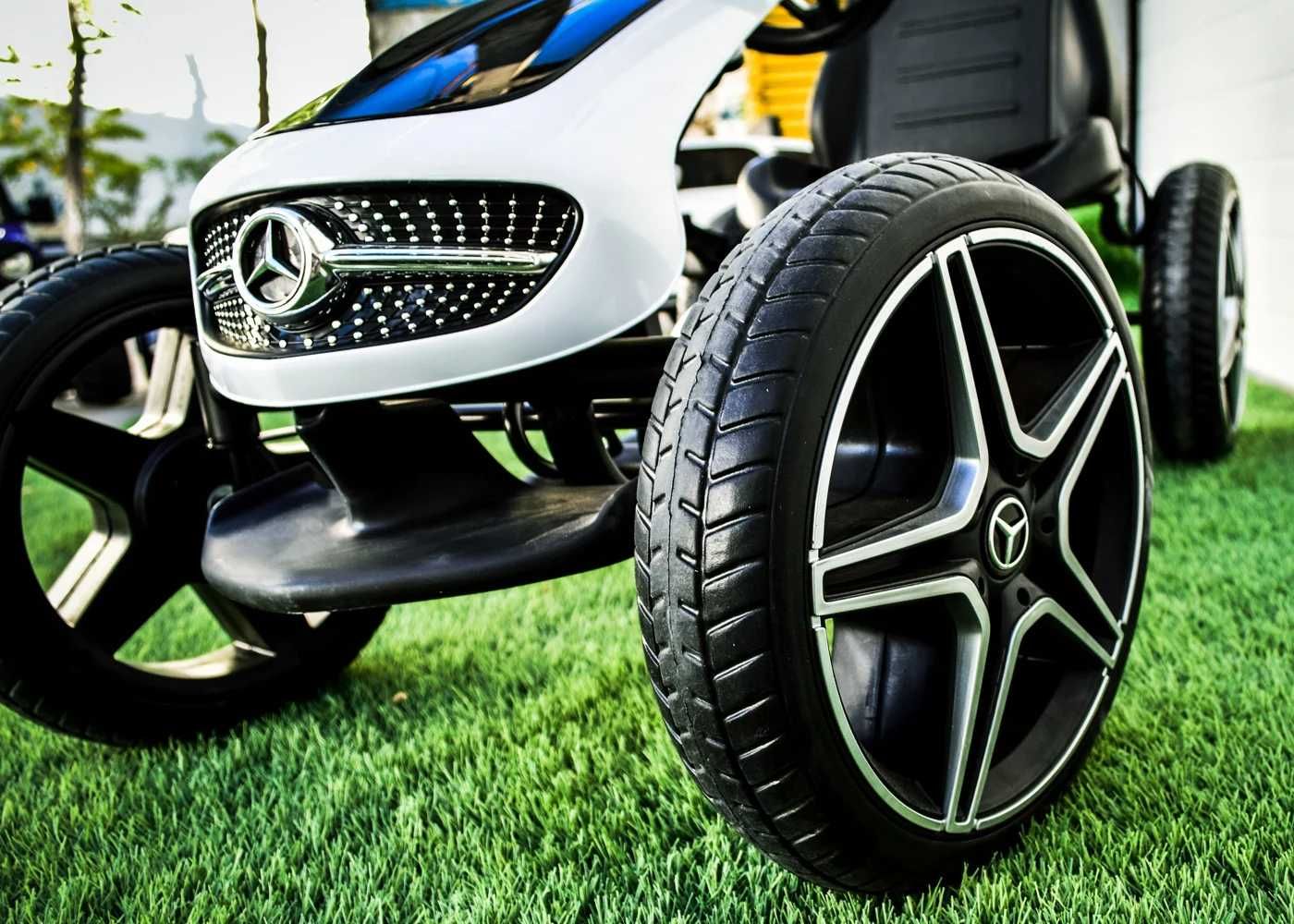 NOU GO Kart cu pedale Mercedes, roti cauciuc solid, scaun reglabi