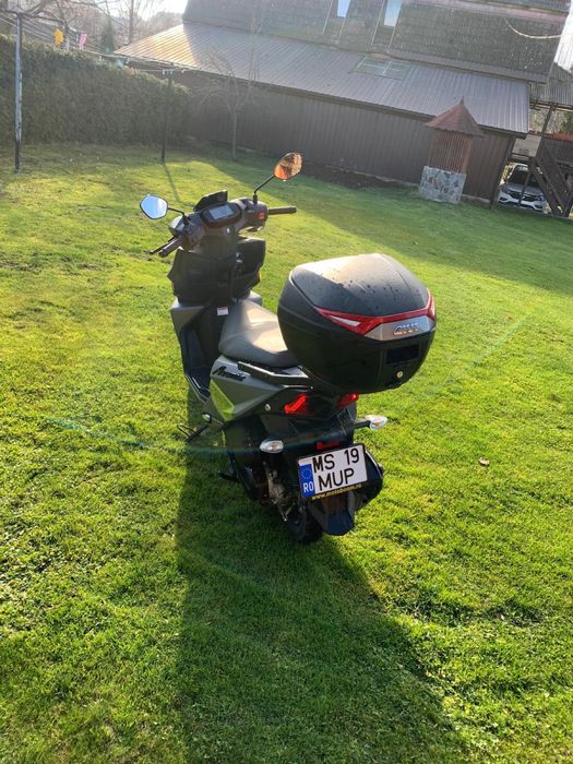 Motocicleta Suzuki 125 CC